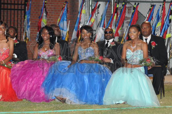 LHS Homecoming 1096.JPG - SCRIVENER 300s #1